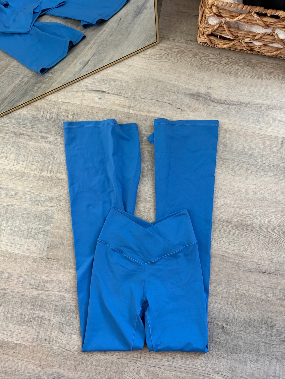 Aerie OFFLINE Real Me Crossover Flare Leggings Blue S